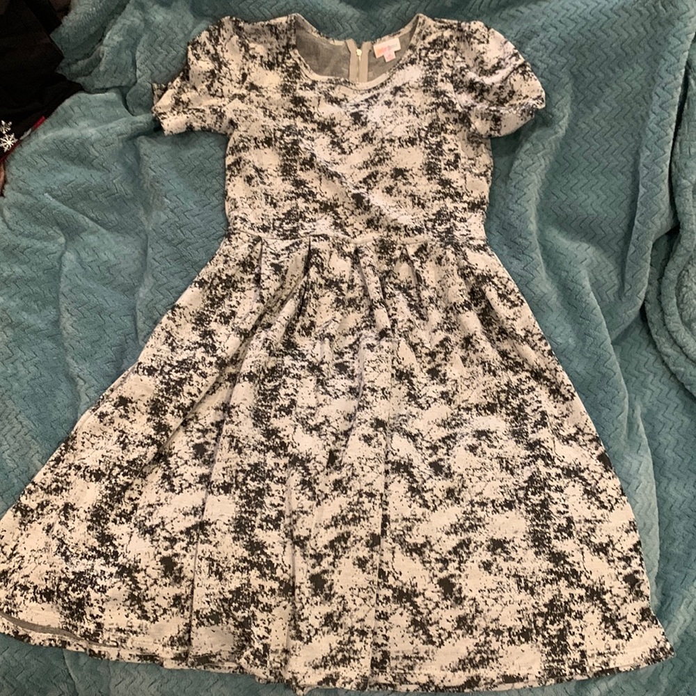 LulaRoe Amelia NWOT size M